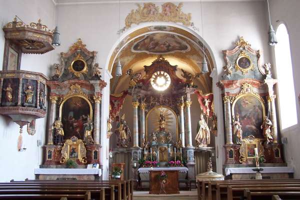 Pfarrkirche Mari Heimsuchung Ergolding